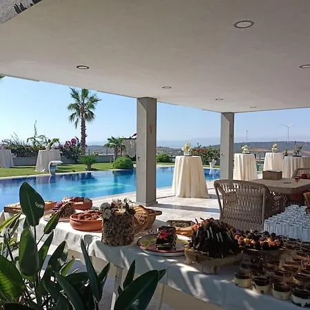 فيلة Efe Delux Ovacik'ta Luex