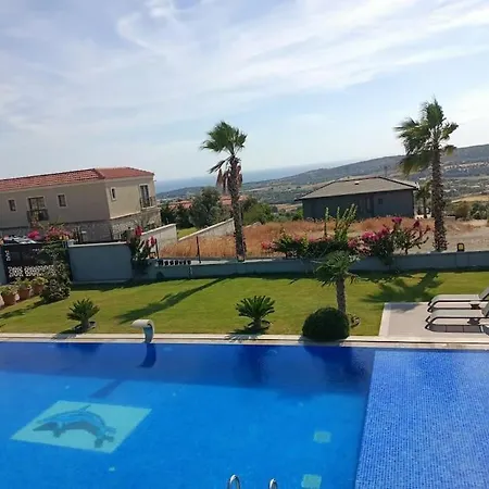 فيلة Efe Delux Ovacik'ta Luex Çeşme
